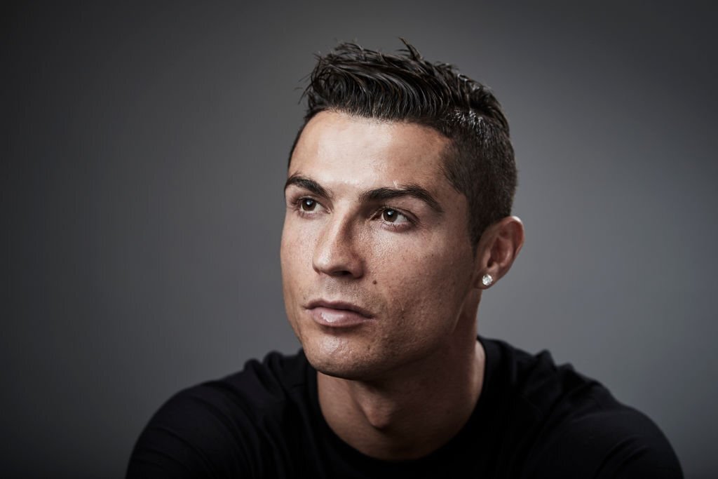 Thương vụ PSG chiêu mộ Ronaldo chính thức ngã ngũ