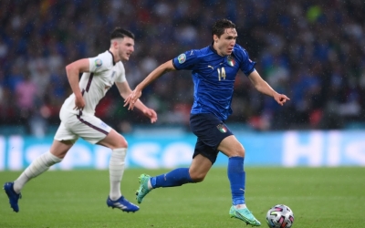 Video Anh 1-0 Ý: Đồng đội Ronaldo khiến khung thành của ĐT Anh chao đảo