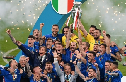 Italia ca khúc khải hoàn tại Wembley