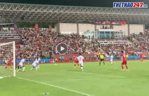 VIDEO: Cận cảnh bàn thắng tuyệt đẹp không có trên truyền hình của Hùng Dũng