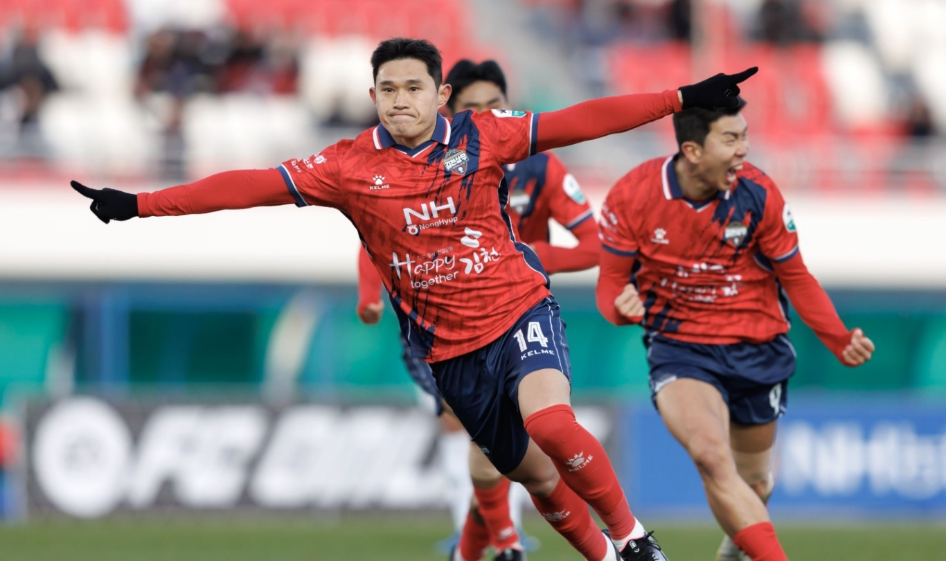 Nhận định Gimcheon Sangmu FC vs Gwangju FC: Thế trận cân bằng