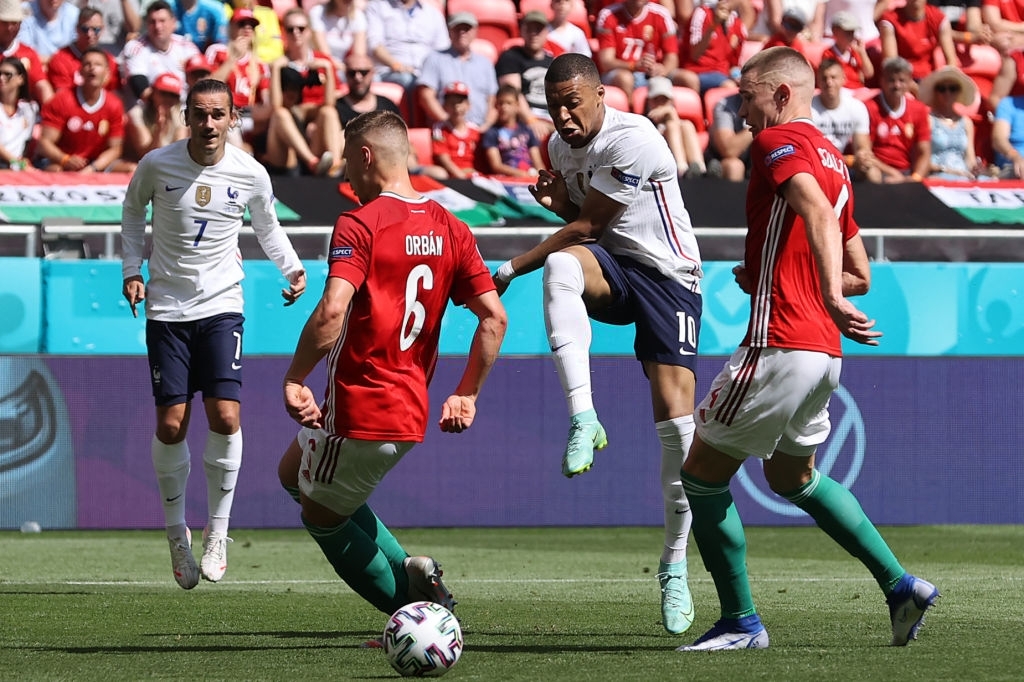 Kết quả bóng đá Euro 2021 hôm nay 19/6: Cú sốc tuyển Pháp và BĐN