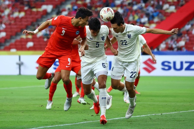 Trực tiếp Thái Lan 1-0 Singapore: Bàn mở tỉ số bất ngờ 96916