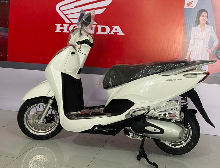 Giá xe【Honda Lead】mới nhất tháng 10/2023 tại đại lý