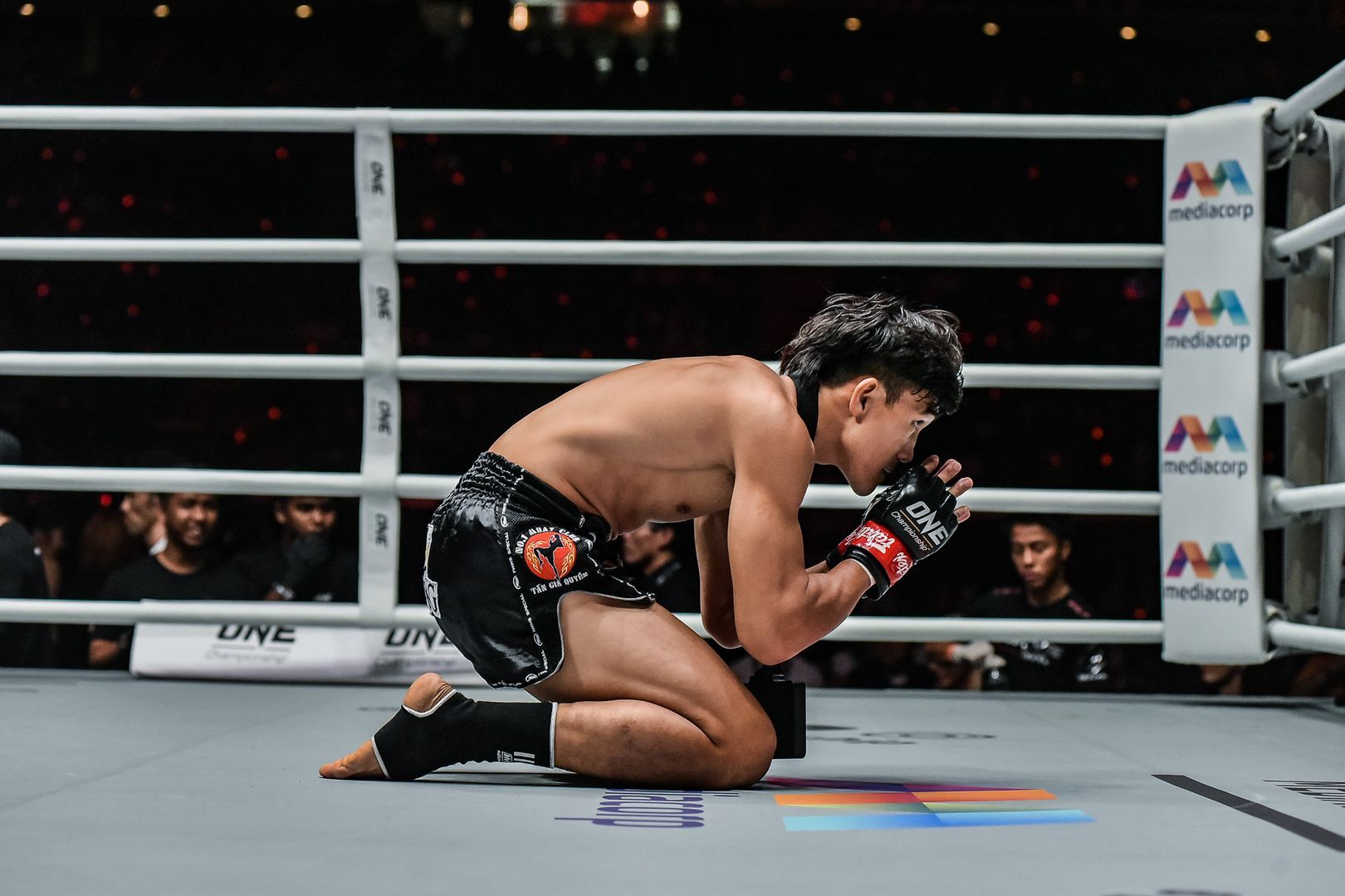 Nguyen-Tran-Duy-Nhat-defeats-Yuta-Watanabe-at-ONE-EDGE-OF-GREATNESS-ALX_8602