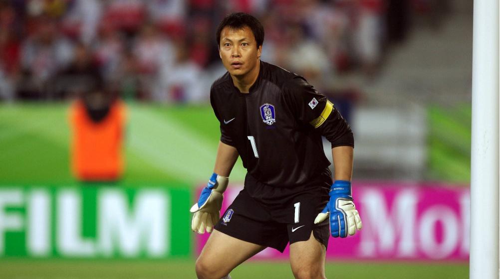 HLV 4 lần dự World Cup chuẩn bị đầu quân cho ĐT Việt Nam