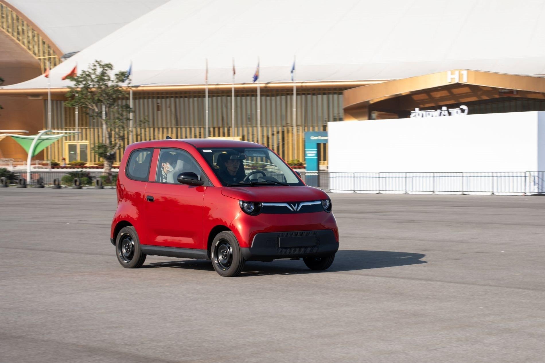 Gian hàng của hãng xe điện VinFast tại Vietnam Mobility Show 2025 có gì?
