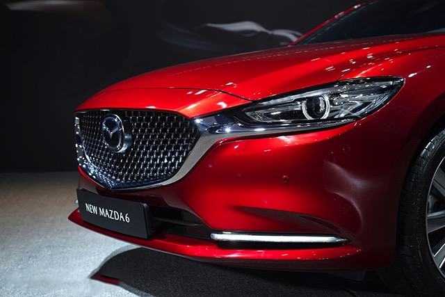 Taplo và vô lăng Mazda 6 2021