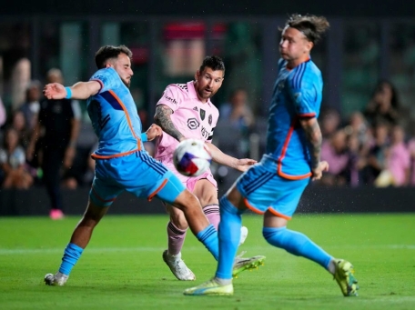 La frustración de Messi: la forma de Messi se ve afectada por una lesión menor en el tobillo, el Inter Miami se queda corto en el día en honor al ícono 4
