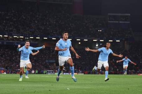 Rodri rực sáng, Man City đánh bại Inter để hoàn tất cú ăn ba lịch sử 290756
