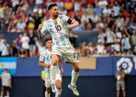 Thần hộ mệnh gõ cửa, Messi đón 'điềm lành' trước thềm World Cup 2022