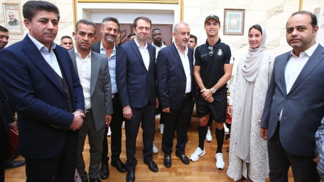 ronaldo-toi-iran-1695130033.jpg