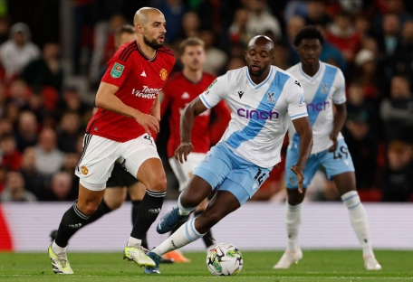 amrabat-ra-mat-mu-1695786098.jpg