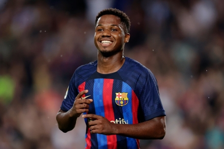 MU nhắm Fati, Barcelona lập tức 'đóng cửa, tiễn khách' 262753