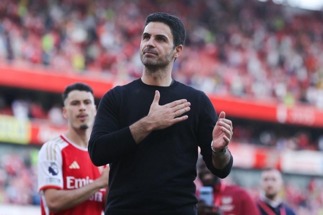 Chi hơn 200 triệu Bảng, Arsenal lập tức đẩy ngay 9 cái tên ra đi 673335
