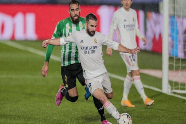 real madrid ao trang dang co phong do khong tot