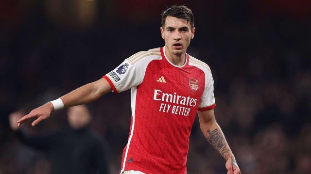 Arteta lao đao khi trụ cột hàng thủ cân nhắc rời Arsenal 677942
