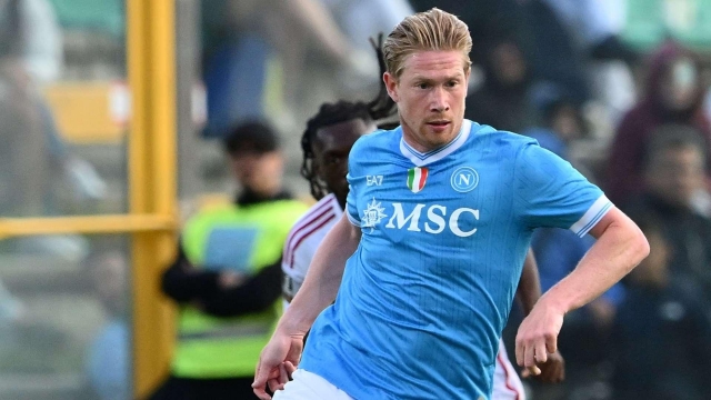 Kevin De Bruyne chỉ ra điểm khác biệt của Pep Guardiola và Antonio Conte 679379
