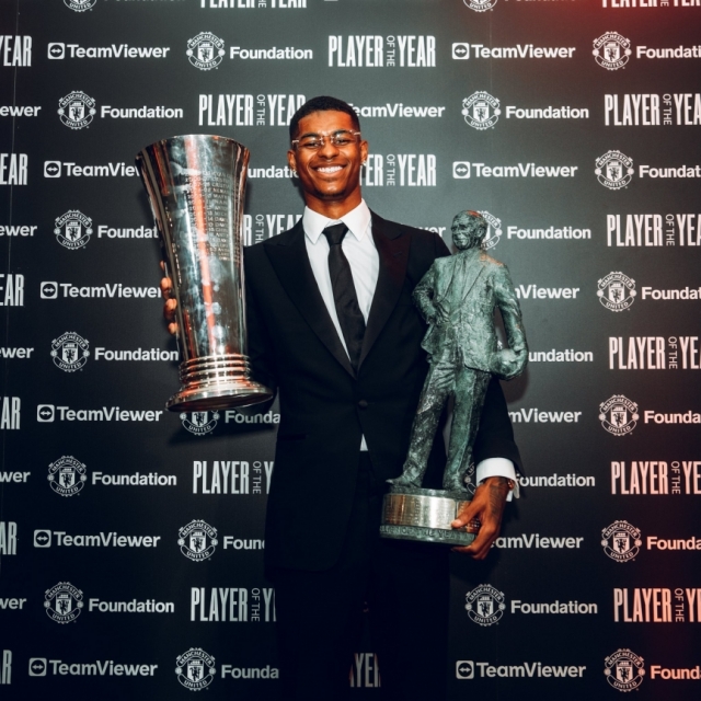 Erik Ten Hag tiết lộ lý do Rashford giật giải 'Cầu thủ xuất sắc nhất MU 2022/23' 285909