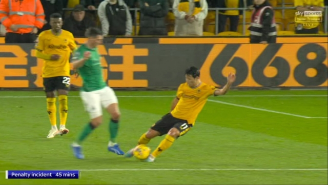 Giám đốc trọng tài Howard Webb tuyên bố đổi luật VAR tại Ngoại hạng Anh 356586