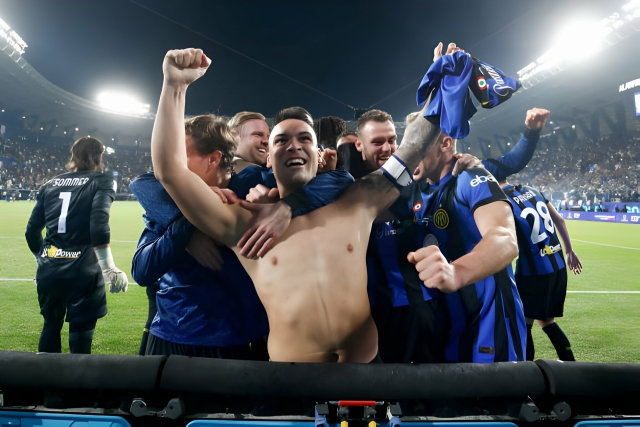 Inter Milan áp đảo hoàn toàn để trở lại ngôi vương tại Siêu cúp Ý 395418