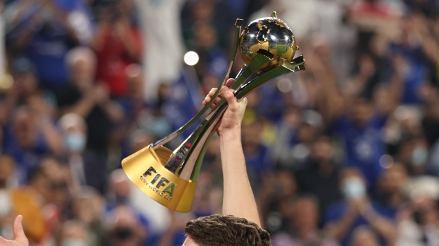 fifa-club-world-cup-jorginho-mundial-de-clubes-trofeo-copa-011323-1-1721733543.jpg