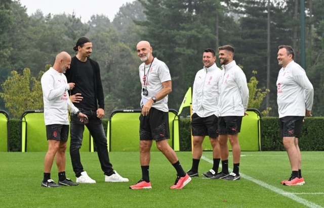 Tin chuyển nhượng 27/9: MU muốn có hậu bối De Gea, Ibrahimovic 'tái xuất giang hồ' 332915