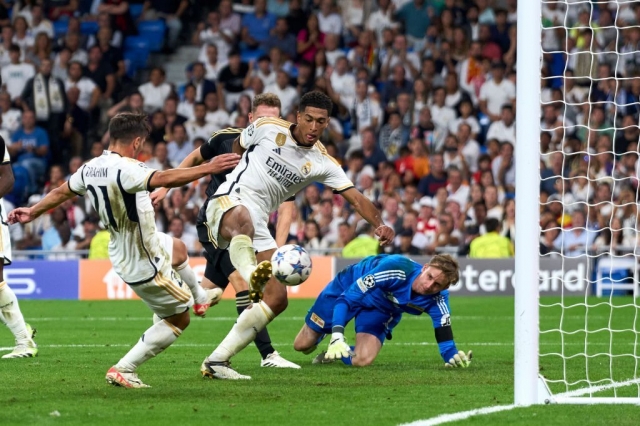 'Kép phụ Bellingham' tỏa sáng, Real Madrid bất ngờ tìm ra phát kiến mới không thể hợp lý hơn 333659