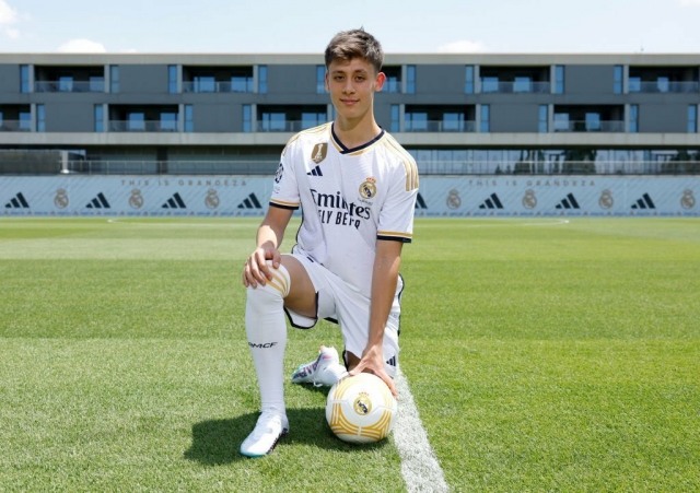 Tân binh được kỳ vọng bậc nhất của Real Madrid ấn định ngày ra mắt 343564