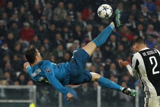 Huyền thoại vĩ đại bậc nhất Juventus cay đắng thừa nhận 'khoảnh khắc thiên tài' của Cristiano Ronaldo 345923