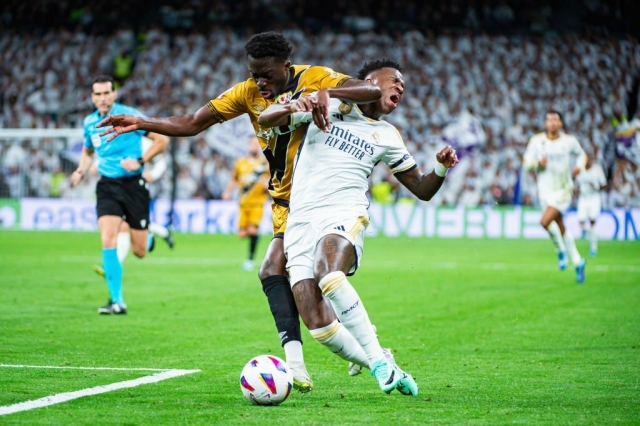 Đánh mất ngôi đầu, Ancelotti bất ngờ nhận tin buồn 'chí mạng' tại Real Madrid 352290