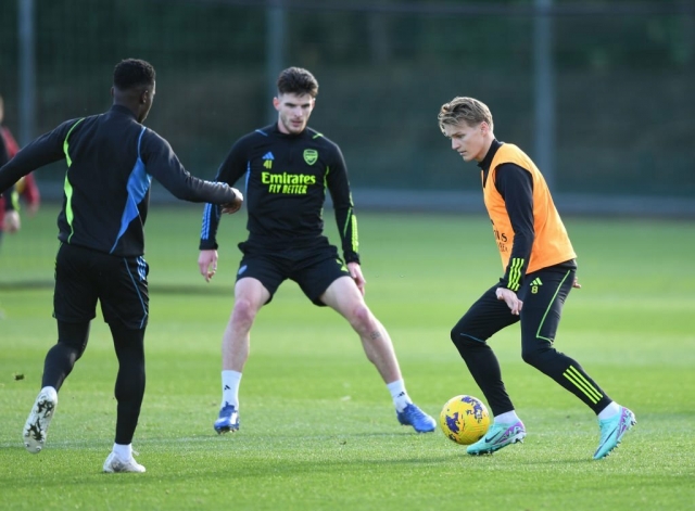 Bí ẩn Martin Odegaard vắng mặt tại Arsenal, gặp sự cố không ngờ 356215