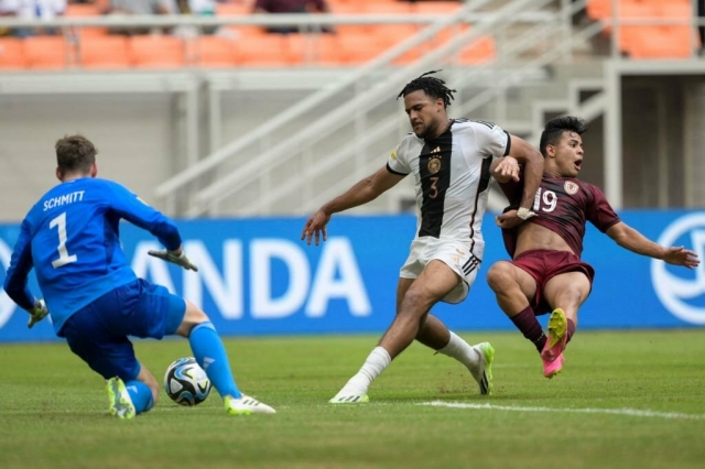 U17 Đức thắng dễ trước U17 Venezuela, khẳng định ngôi đầu với 9 điểm tuyệt đối 358721