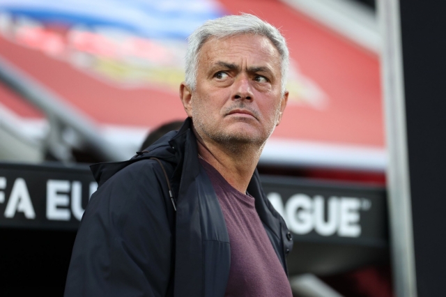Mourinho phải đối mặt với lệnh cấm lớn từ UEFA hậu chung kết C2 287341