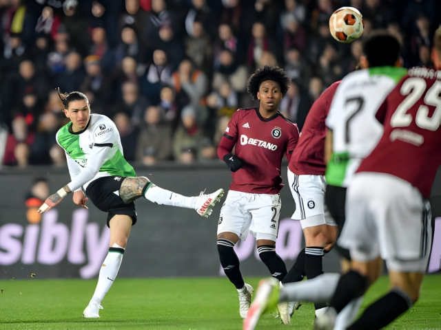 Nunez có cú đúp siêu phẩm, Liverpool đại thắng tại vòng 1/8 Europa League 418016