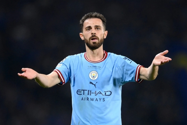 Man City không xuống nước, PSG từ bỏ