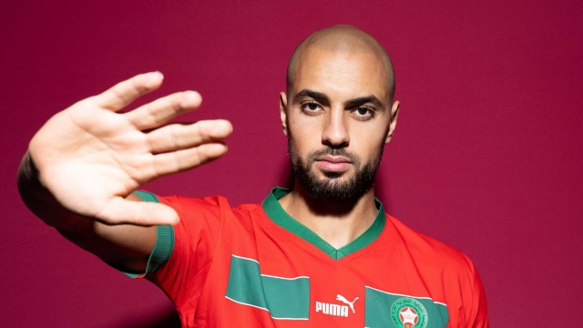 Tiền vệ từng bóp nghẹt Busquets - Rodri gia nhập MU phút cuối 320688