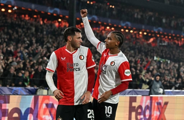 Nhà vô địch Hà Lan quật ngã Lazio, phả hơi nóng lên Atletico Madrid 346610