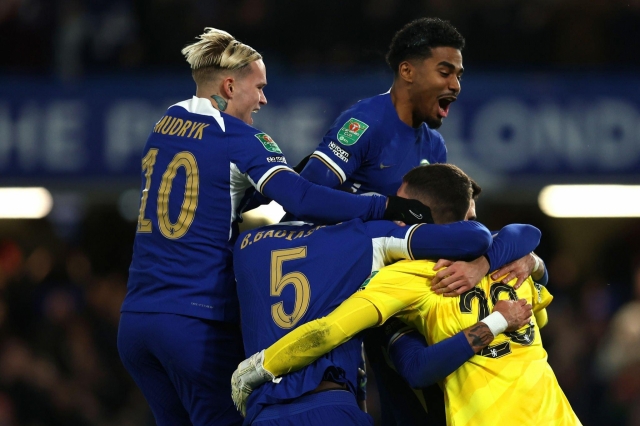 Hạ Newcastle trên chấm luân lưu, Chelsea vào bán kết Cúp Liên đoàn Anh 375903