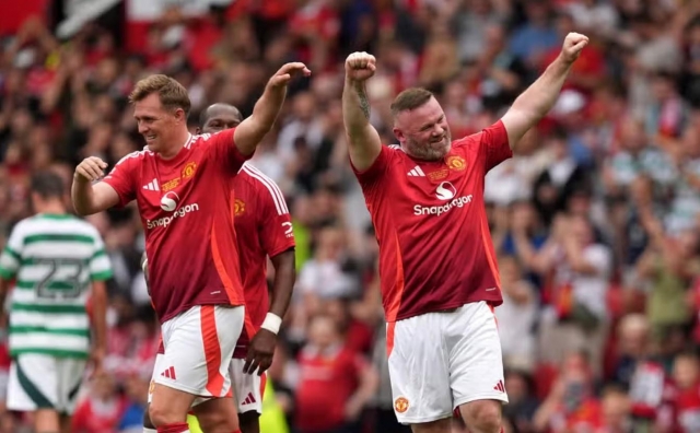 Rooney lập tuyệt phẩm, huyền thoại MU vẫn thua buồn trước Celtic-524433