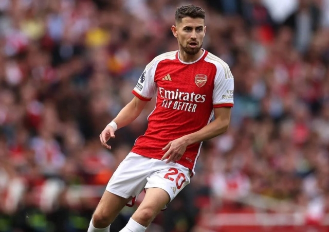 Tin chuyển nhượng 9/9: Real nhòm ngó sao Arsenal, MU 'vừa ý' Rabiot-524813
