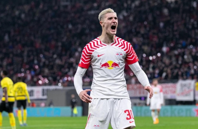 Barcelona tìm người thay thế Lewandowski-531650