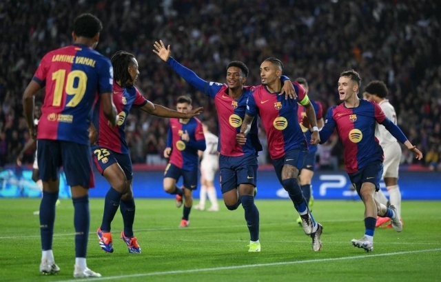 El Clasico: Cuộc chiến một chọi một trên sân cỏ 547679