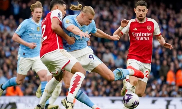 Đại chiến Man City vs Arsenal: -588729