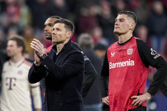 Xabi Alonso bị chỉ trích công khai-670973