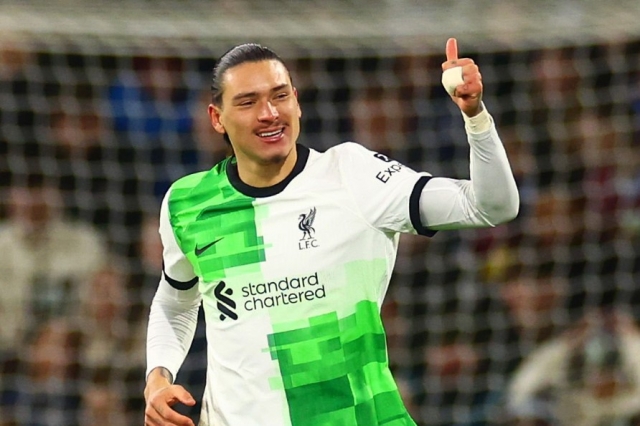 Trực tiếp Burnley 0-1 Liverpool (00h30 ngày 27/12): Nunez tỏa sáng 379810