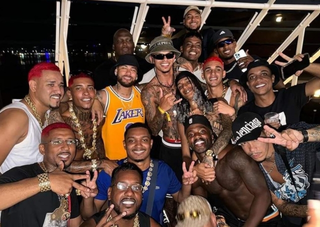 neymar-1703805639.jpg