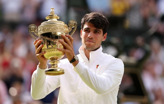 Alcaraz bảo vệ thành công chức vô địch Wimbledon 498116