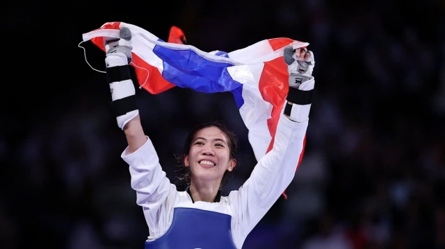 Trực tiếp Olympic 2024 hôm nay 8/8: Nguyễn Thị Hương vững chắc tay chèo 509980