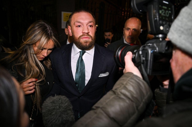Thua kiện vụ tấn công tình dục, Conor McGregor nói gì? 561777